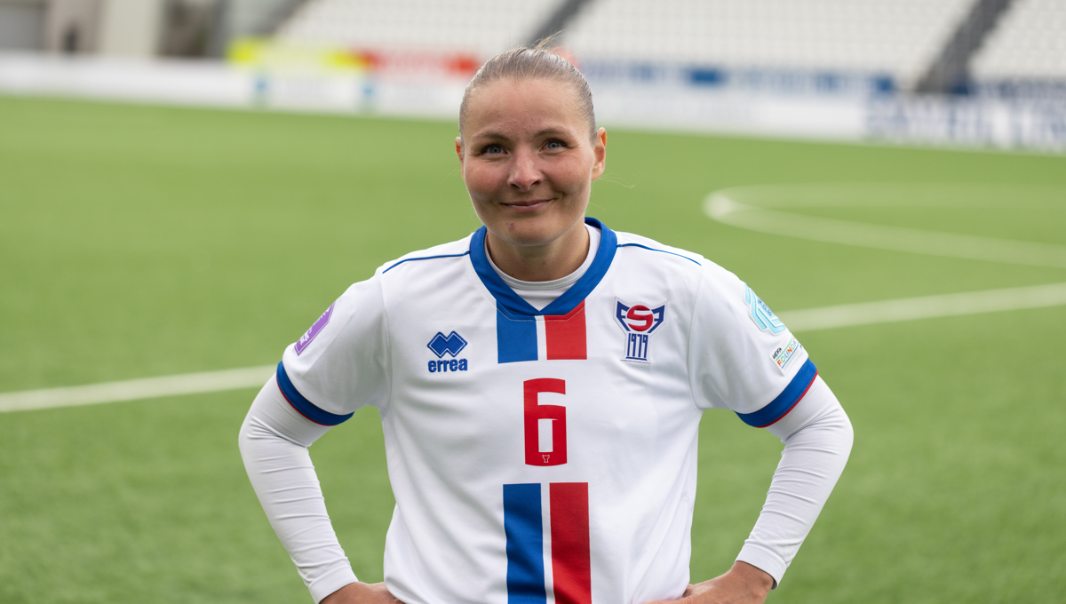 Heidi Sevdal skrivar søgu við fleiri landsdystium enn nakar annar føroyingur